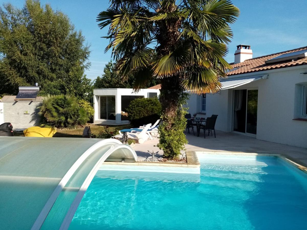 L'Eden Naturiste Spas Challans Exterior foto